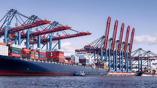 Hamburger Hafen und Logistik AG (HHLA)